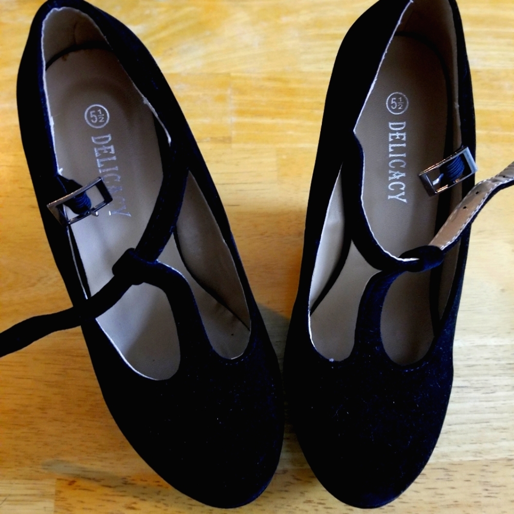 Black Delicacy Mary Jane Heels